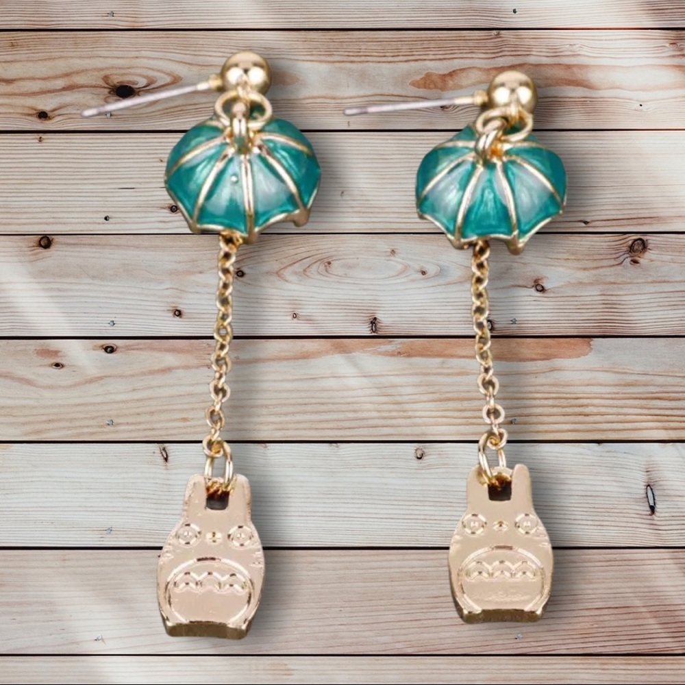 My Neighbor Totoro Umbrella Earrings - Picture 1 of 5